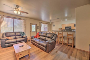Show Low Condo with Grill, Near Lake and Trails!